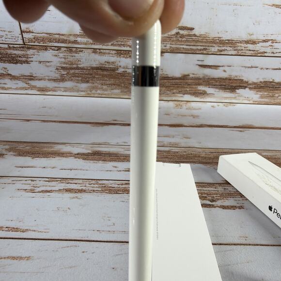 Apple White Stylus Pen - Picture 3 of 4